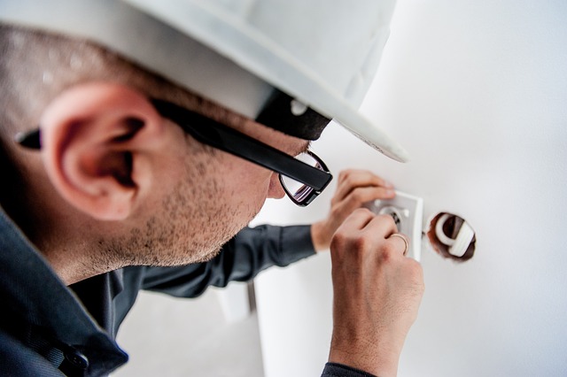 Top 10 Reasons You Need Commercial Electrical Repair